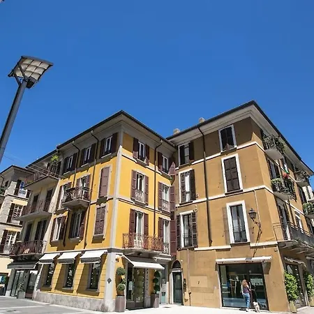 Lakefront In Center - Cozy With Amazing Views Appartement Lecco
